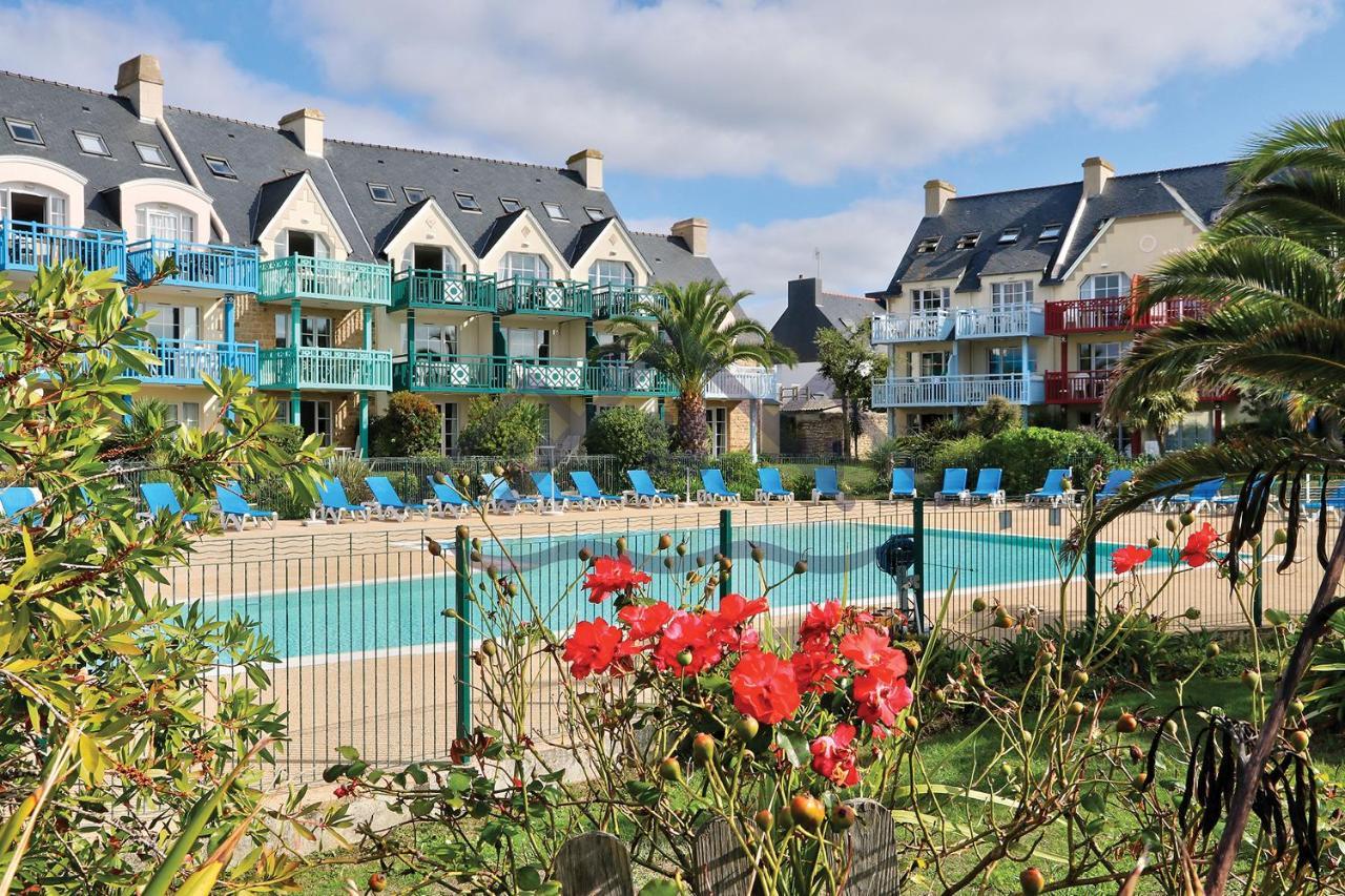 LocaLise au Guilvinec - A28 - Belle vue sur la mer, la piscine et le jardin - - Tout à pied, plages, port, centre, commerces, marché - Wifi inclus - Linge de lit inclus Esterno foto